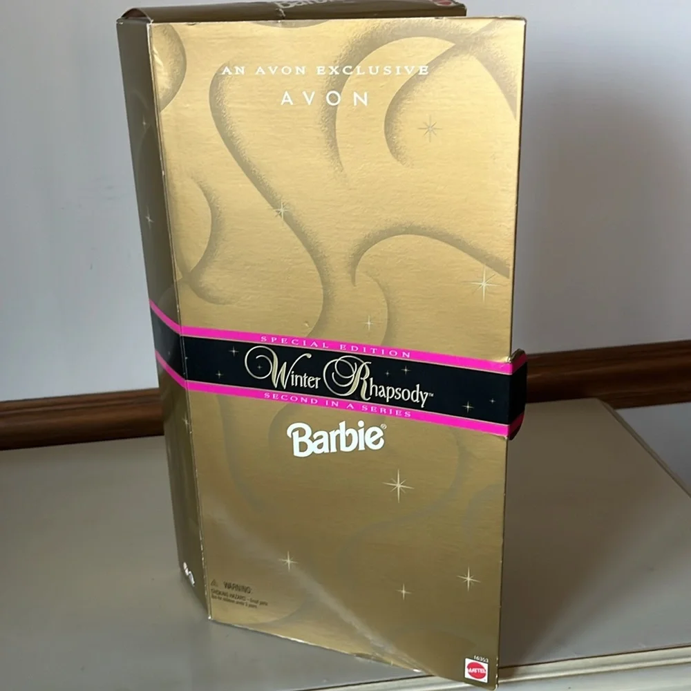 Winter Rhapsody Barbie - Picture 4 of 5